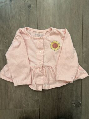 Baby Gear Pink long-sleeved baby cardigan w/sunflower embroidery - Sz: 6-9 m